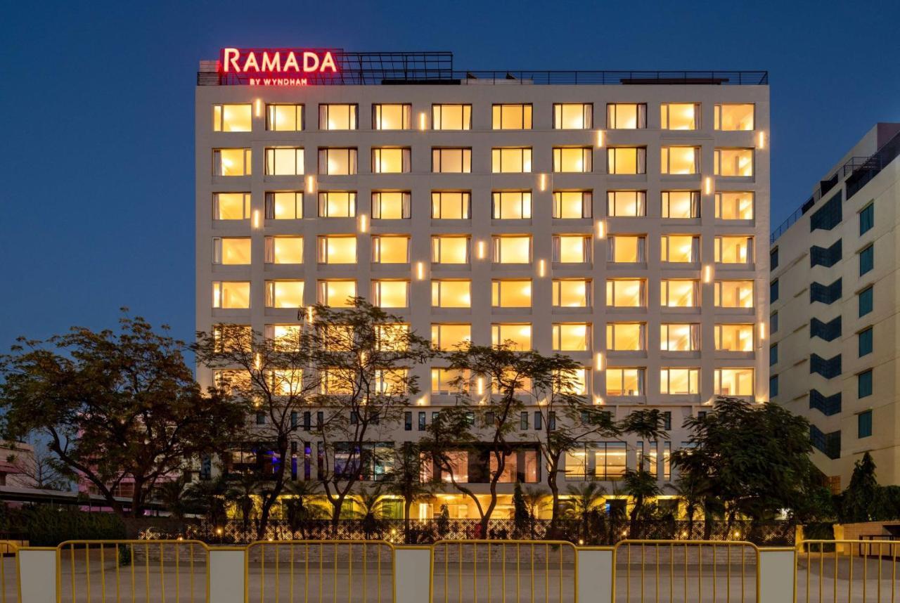 Hotel Ramada By Wyndham Jaipur North Exteriér fotografie